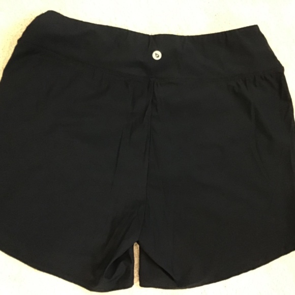 💥black active shorts💥3 for $12💥 - Picture 3 of 4
